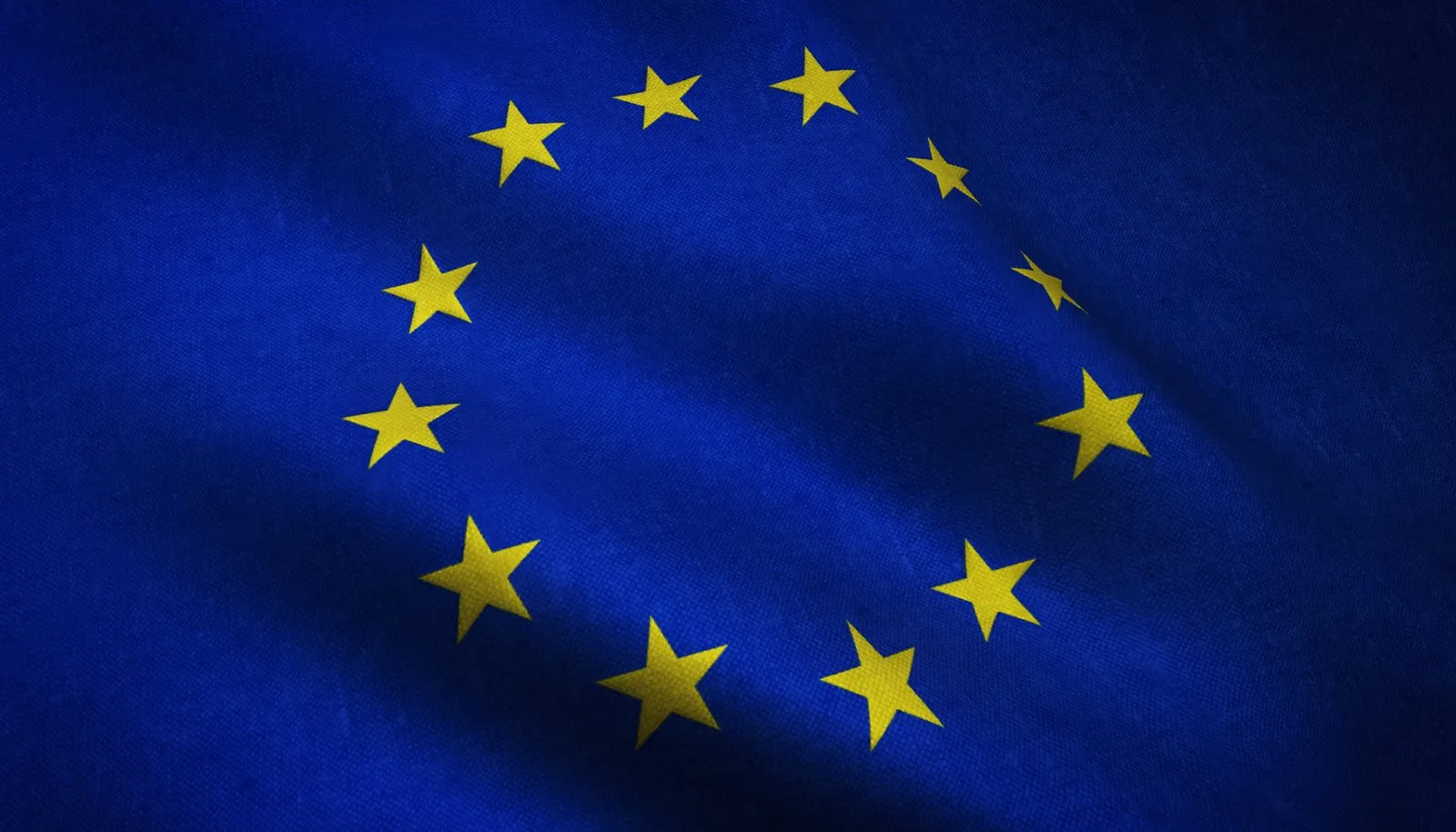 Flaga Unii Europejskiej - rozporządzenie AMLR stosowane w całej UE od 2027 r.